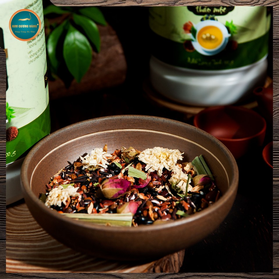 Trà thảo mộc 13 vị Kim Cương Vàng