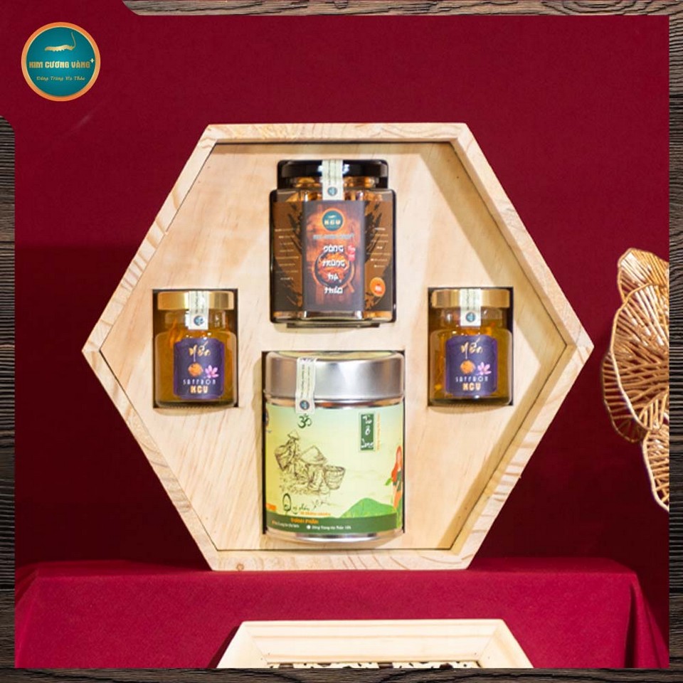 Quà tặng Bình An Kim Cương Vàng 2024