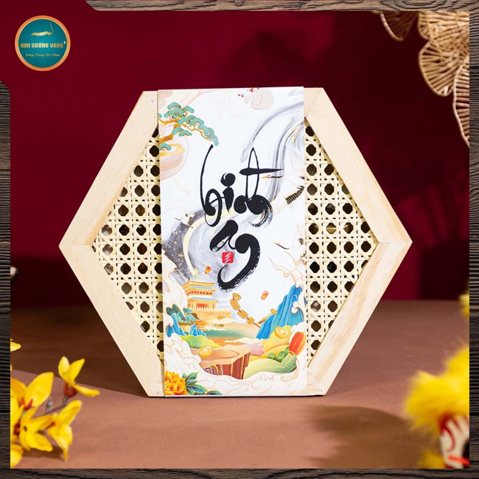 Quà tặng Bình An Kim Cương Vàng 2024